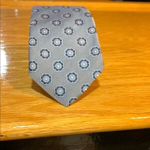 Vittorio Gray and Blue Geometric Silk Tie